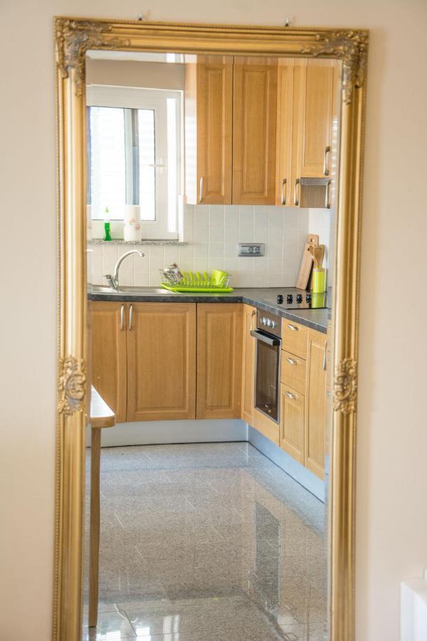 Apartments Citrine On The Beach Biograd Na Moru Exterior photo
